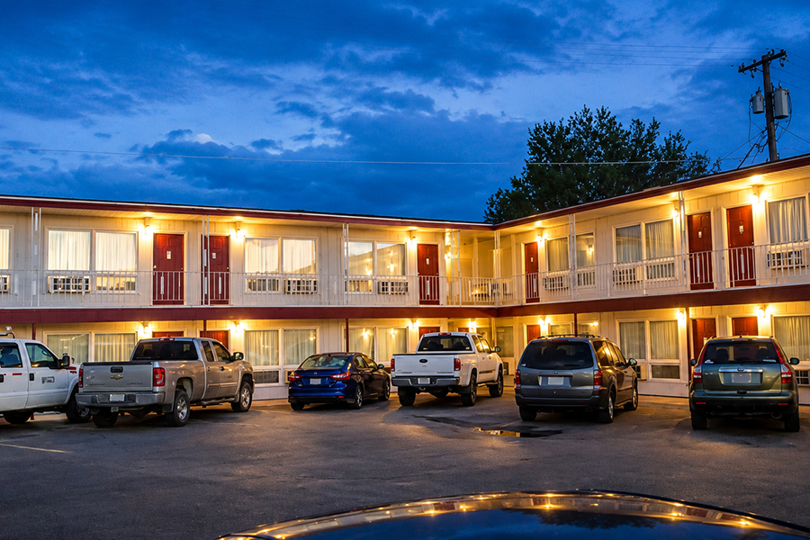 Book Rooms in Dillon, MT